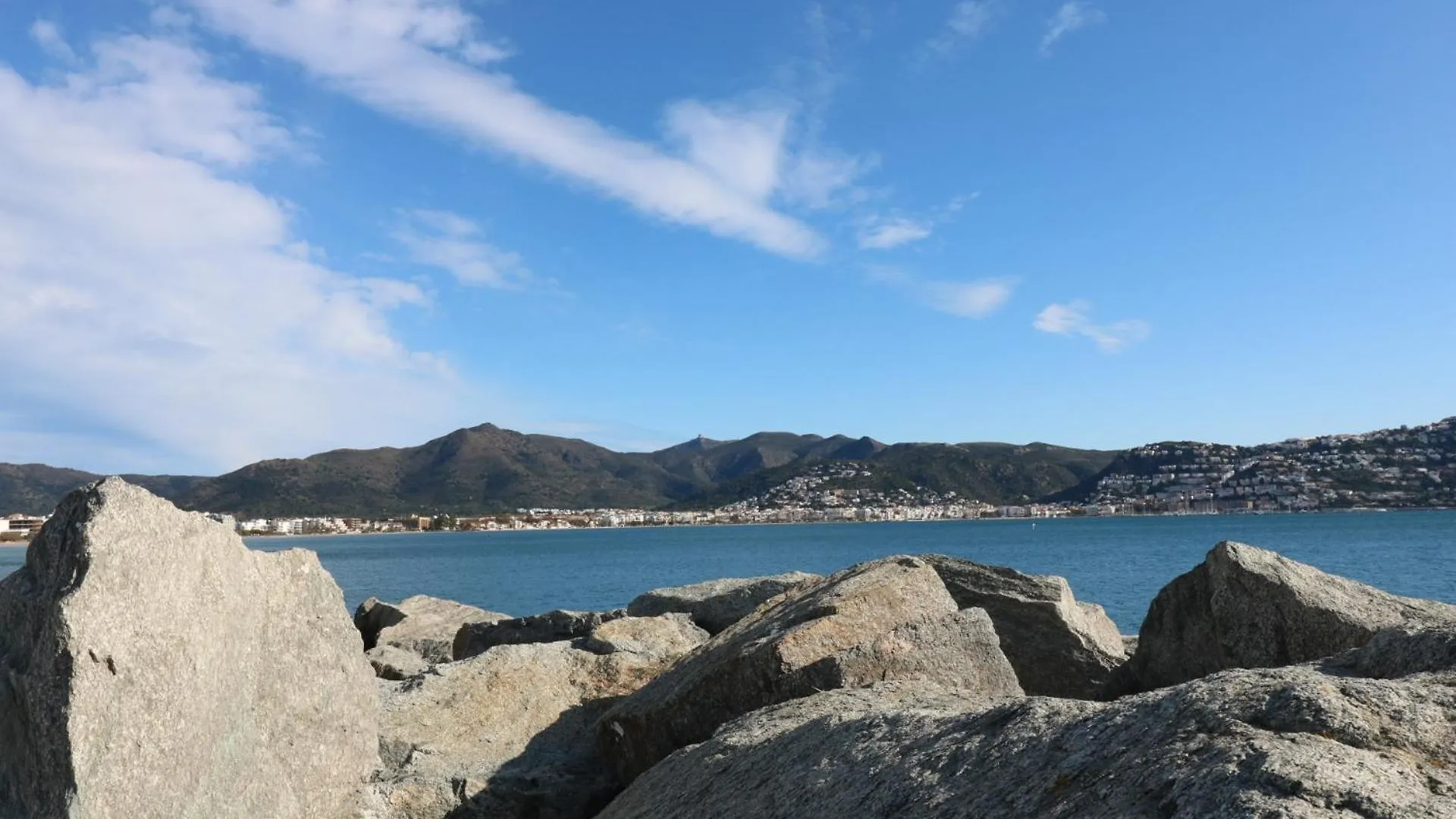 Pi Y Sunyer 8 4 - Estudio A 50 M De La Playa Roses 0*,